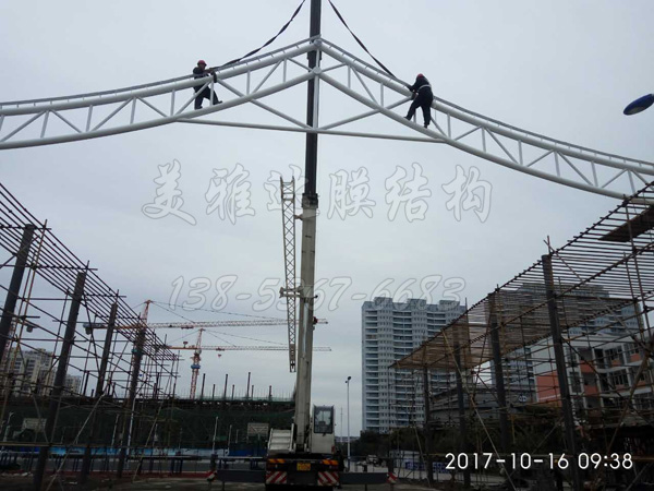 江蘇某中學門球場膜結構罩棚